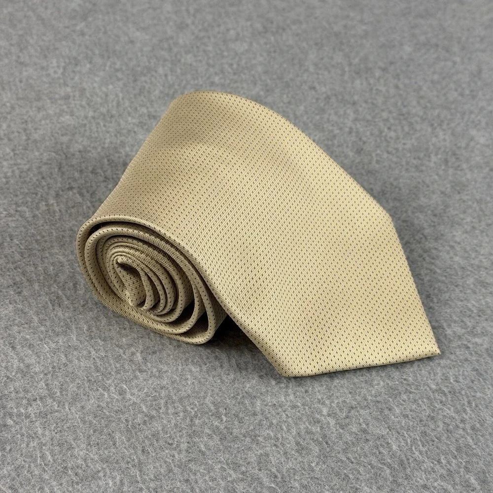 Beverly Hills Polo Club Gold Blue Dot Necktie Polyester Men's Classic Tie 58x3.9